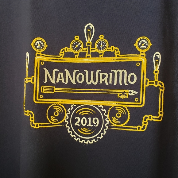 NaNoWriMo 2019 XXL shirt + BONUS 2018 XL tee - Picture 2 of 9